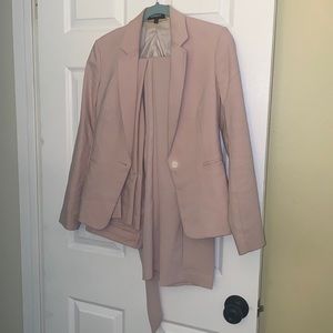 Blush pink express blazer size 2 with columnist barely boot size 2R pants